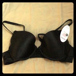 T-Shirt Bra Black NWT Natural Lift